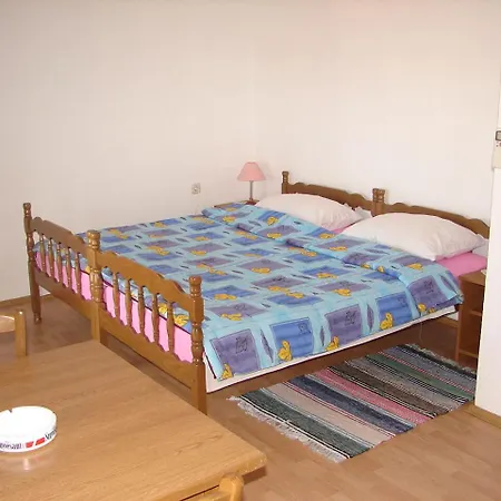 Mara Apartment